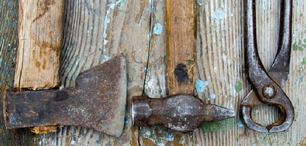 How to Clean Rusty Scissors