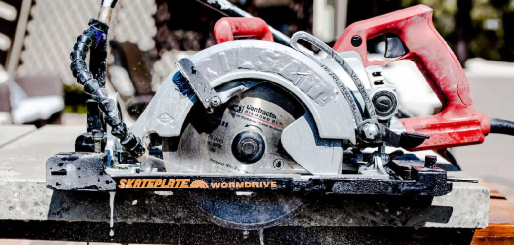 How to Clean Table Saw Blade