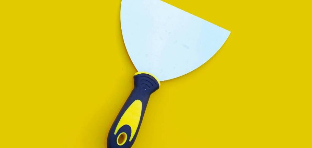 How to Use Putty Knife