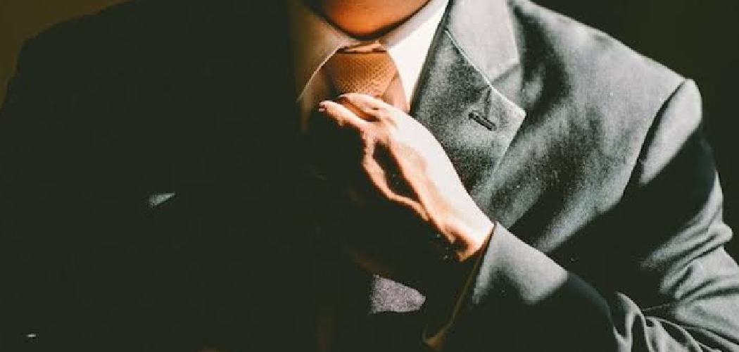 How to Use a Collar Stay
